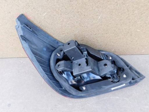 LAMPA FAR ZADNJI ZADNJA  DESNA STRANA BMW V 5 E60 LIMUZINA / SEDAN