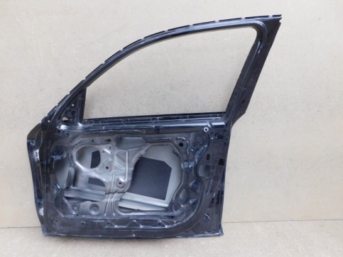 VRATA DESNA  PREDNJA STRANA BMW 1 E87 04-12R