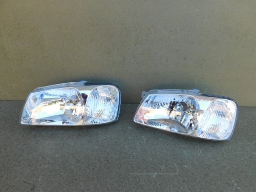 LAMPA FAR LIJEVA STRANA HYUNDAI ACCENT 99-02