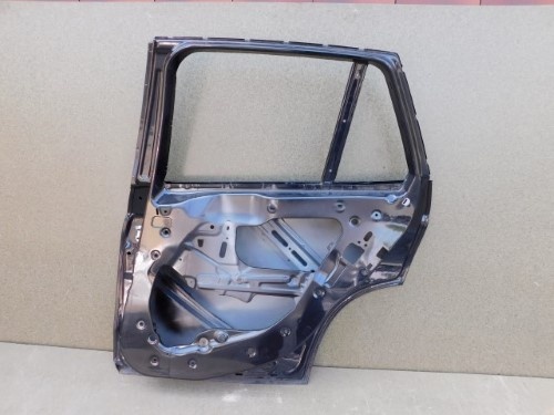 VRATA DESNA ZADNJA STRANA ZADNJI BMW X1 E84 2009-2015R VRATA DESNA ZADNJA STRANA ZADNJI BMW X1 E84 2009-2015R
