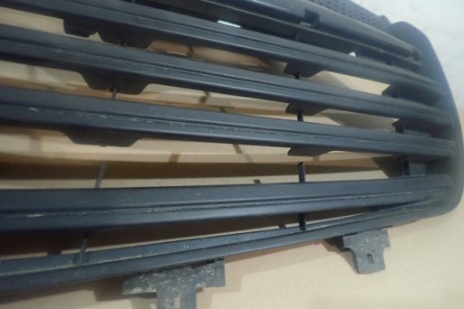 MASKA GRIL OPEL VIVARO B 14-