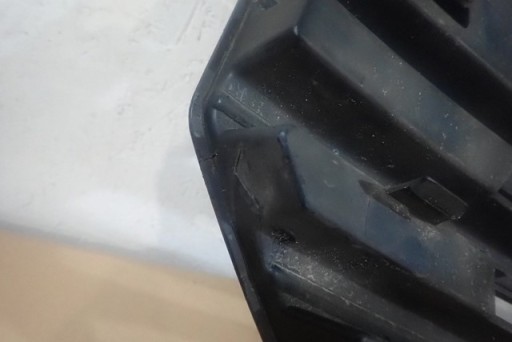 MASKA GRIL OPEL VIVARO B 14-