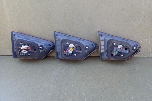 LAMPA FAR DESNA STRANA ZADNJA  ZADNJI HYUNDAI I40 KARAVAN 2011-