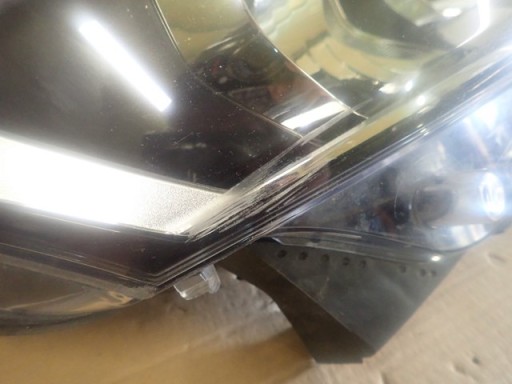 LAMPA FAR DESNA STRANA PEUGEOT 508 REDIZAJN 2014- LAMPA FAR DESNA STRANA PEUGEOT 508 REDIZAJN 2014-