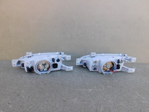 LAMPA FAR DESNA STRANA HYUNDAI ACCENT I 94-99 NOVO ORIGINALNI