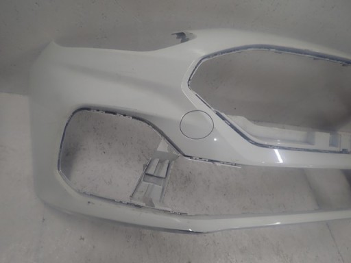 BRANIK PREDNJA STARIRANA FORD FIESTARIA MK8 STARI LINE REDIZAJN