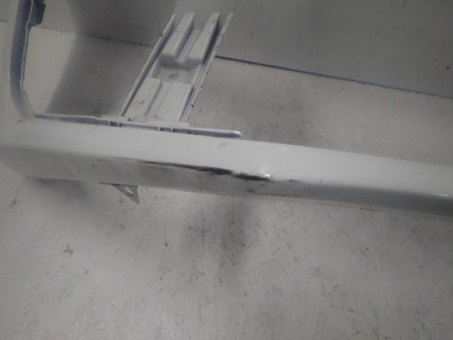 BRANIK PREDNJA STARIRANA FORD FIESTARIA MK8 STARI LINE REDIZAJN