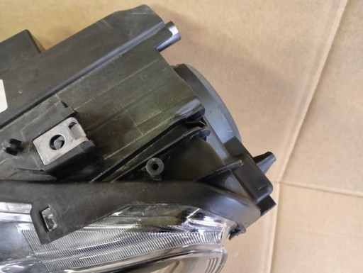 LAMPA FAR LIJEVA STRANA TOYOTA PROACE CITY VERSO 2018-