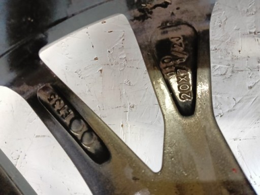 ALUMINIJSKA FELGA LEXUS NX RX 20X7,5 ET35 5X114,3