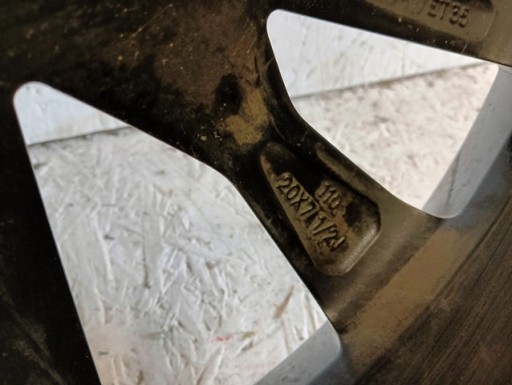 ALUMINIJSKA FELGA LEXUS NX RX 20X7,5 ET35 5X114,3