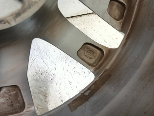 ALUMINIJSKA FELGA LEXUS IS GS 17X7,5 ET45 5X114,3