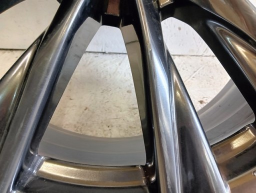 ALUMINIJSKA FELGA LEXUS RX 20X7,5 ET35 5X114,3