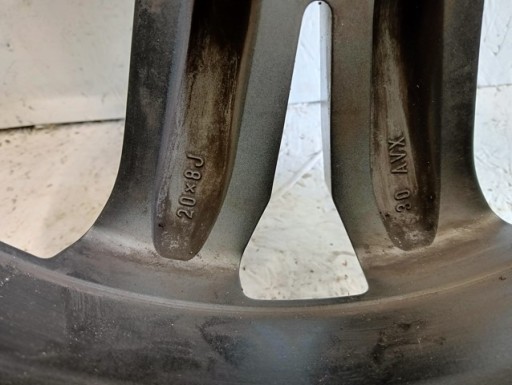 ALUMINIJSKA FELGA LEXUS RX GS IS 20X8 ET30 5X114,3