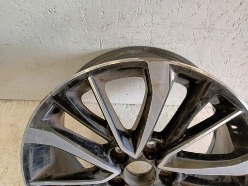 ALUMINIJSKA FELGA TOYOTA AURIS II AVENSIS 17X7 ET45 5X114,3