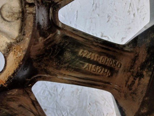 ALUMINIJSKA FELGA TOYOTA AYGO 42611-0H050 15X4,5 ET35 4X100