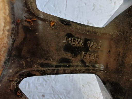 ALUMINIJSKA FELGA TOYOTA AYGO 42611-0H050 15X4,5 ET35 4X100