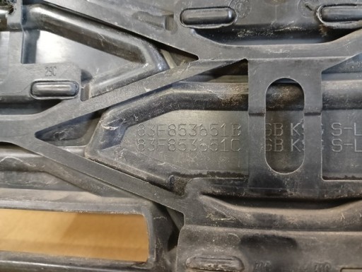 MASKA GRIL AUDI Q3 II 83F853651 S LINE 2018-