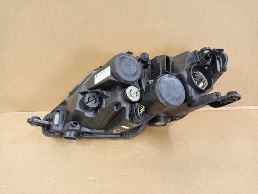 LAMPA FAR DESNA STRANA SEAT TOLEDO 4 IV 6JB 2012-2019R