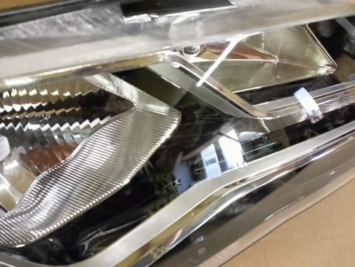 LAMPA FAR DESNA STRANA SEAT TOLEDO 4 IV 6JB 2012-2019R