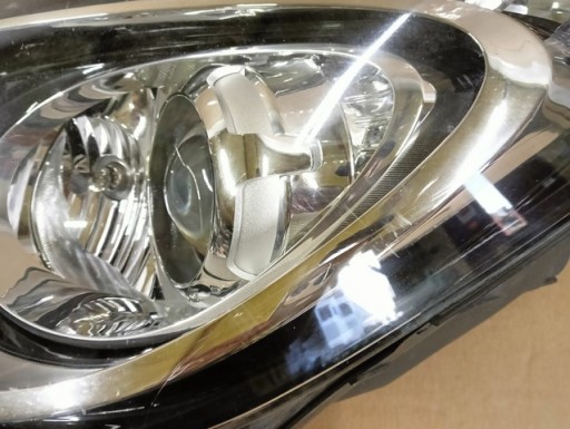 LAMPA FAR LIJEVA STRANA HYUNDAI IX20 LEČA 2010-2015R