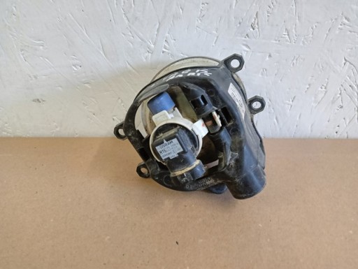 MAGLENKA LIJEVA STRANA PREDNJA TOYOTA AURIS YARIS 81220-02110