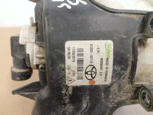 MAGLENKA LIJEVA STRANA PREDNJA TOYOTA AURIS YARIS 81220-02110