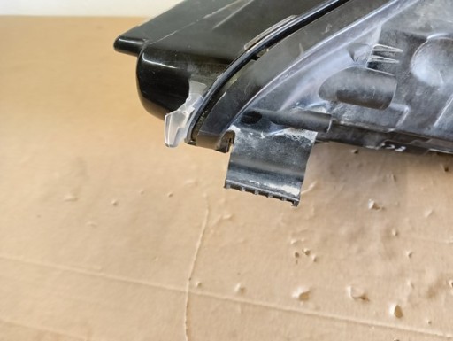 LAMPA FAR DESNA STRANA FORD ECOSPORT REDIZAJN 17-