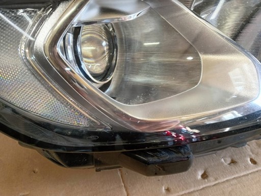 LAMPA FAR DESNA STRANA FORD ECOSPORT REDIZAJN 17-