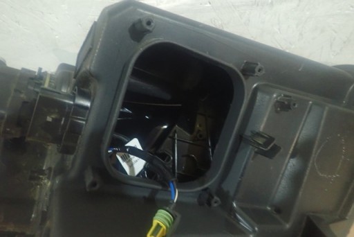 LAMPA FAR LIJEVA STRANA BI XENON FORD MUSTANG VI 15-18