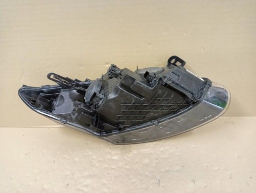LAMPA FAR LIJEVA STRANA RENAULT MEGANE 3 III REDIZAJN 2013-