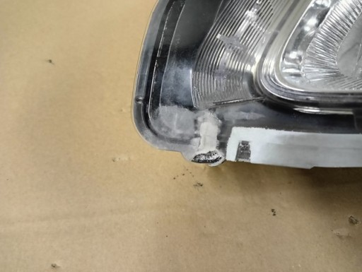 LAMPA FAR LIJEVA STRANA TOYOTA AVENSIS T27 III 2009-2012R
