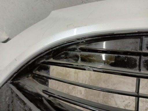 BRANIK PREDNJA STRANA TOYOTA YARIS 4 IV 2020- BRANIK PREDNJA STRANA TOYOTA YARIS 4 IV 2020-