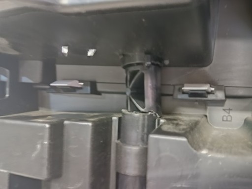 BRANIK PREDNJA STRANA SMART EQ FORFOUR 2019-