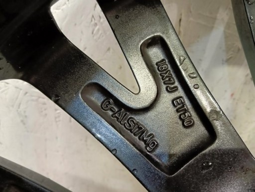 ALUMINIJSKA FELGA TOYOTA CHR YARIS CROSS CMS1118-6 18X7 ET50