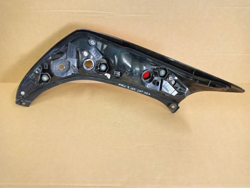 LAMPA FAR DESNA STRANA ZADNJA ZADNJI TOYOTA AYGO II 2 LED REDIZAJN 18-22