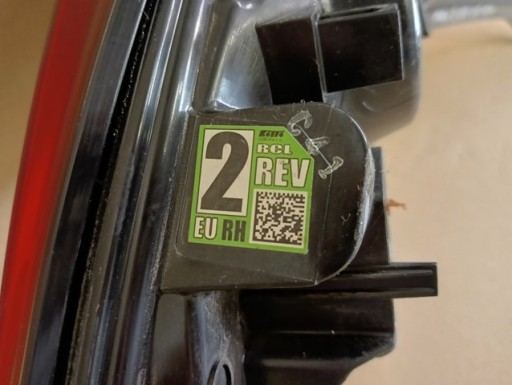 LAMPA FAR DESNA STRANA ZADNJA ZADNJI TOYOTA AYGO II 2 LED REDIZAJN 18-22