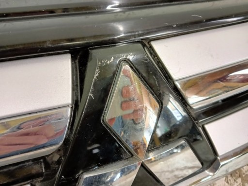 MASKA GRIL MITSUBISHI OUTLANDER III 3 15-