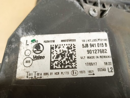 LAMPA FAR LIJEVA STRANA SKODA RAPID LED REDIZAJN 5J 16- LAMPA FAR LIJEVA STRANA SKODA RAPID LED REDIZAJN 5J 16-