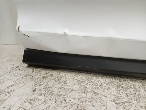 VRATA DESNA PREDNJA STRANA LEXUS RX IV 4 15- VRATA DESNA PREDNJA STRANA LEXUS RX IV 4 15-