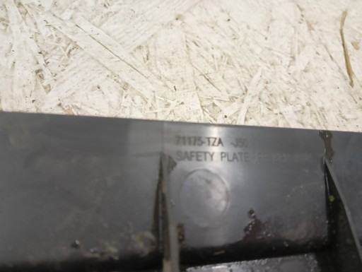 POKLOPAC ISPOD BRANIK HONDA JAZZ 5 V 2020-
