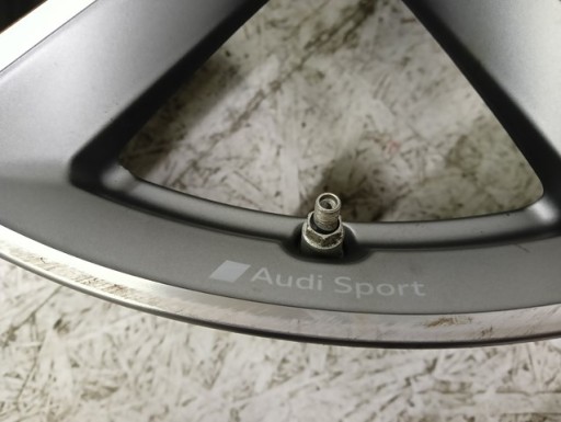 ALUMINIJSKA FELGA AUDI Q7 SQ7 4M0601025A 21X9,5 ET31