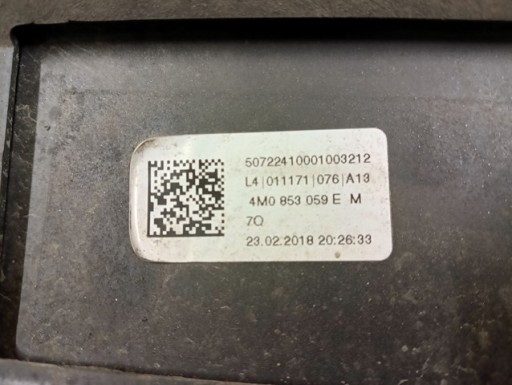 LAJSNA NA VRATA LIJEVA STRANA ZADNJI AUDI Q7 II 4M0853969B 2015-