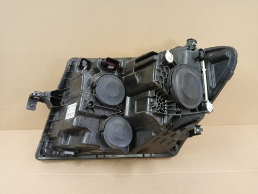 LAMPA FAR DESNA STRANA VW CRAFTER 2 II 7C MAN TGE 2016-