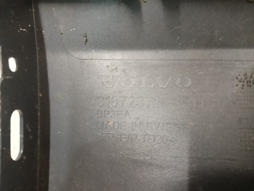 LAJSNA PRAGA DESNA STRANA PRAG VOLVO XC90 II 2015-