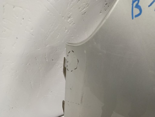 BLATOBRAN DESNA STRANA PREDNJA FORD FIESTA MK8 17-