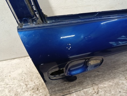 VRATA DESNA  PREDNJA STRANA TOYOTA AVENSIS T27 09-