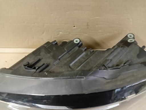 LAMPA FAR LIJEVA STRANA VW POLO 6R 09- LAMPA FAR LIJEVA STRANA VW POLO 6R 09-