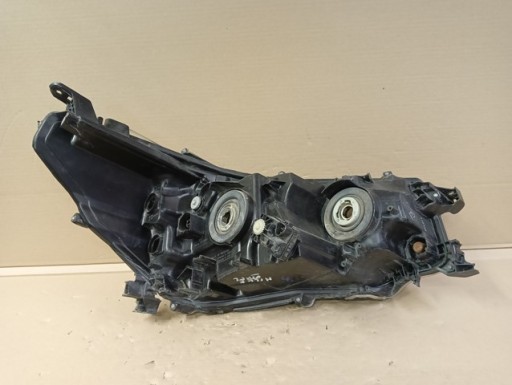 LAMPA FAR LIJEVA STRANA TOYOTA HILUX VIII 8 REDIZAJN 20-