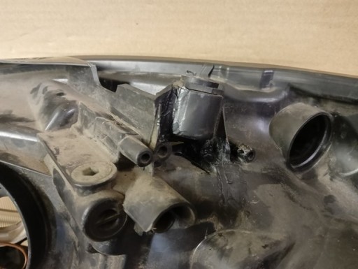 LAMPA FAR DESNA STRANA SKODA FABIA II 2 ROOMSTER 5J REDIZAJN 10-14R