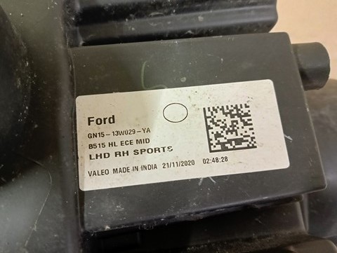 LAMPA FAR DESNA STARIRANA FORD ECOSPORT STARI TAMNA REDIZAJN 17-